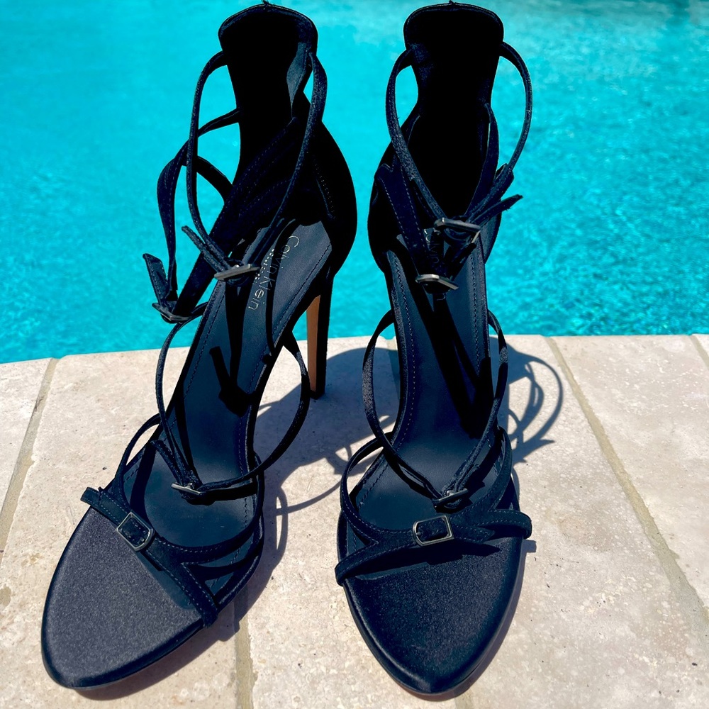 Calvin Klein Collection Black Heels size 39